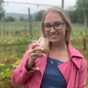 Meet your Posher, Colleen